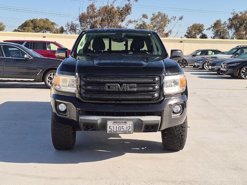 Onyx Black 2018 GMC Canyon SLE