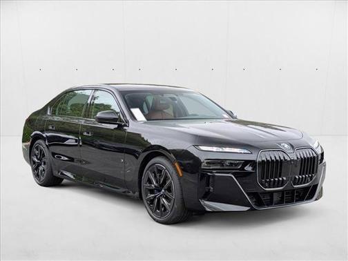 2025 BMW 760 760i xDrive