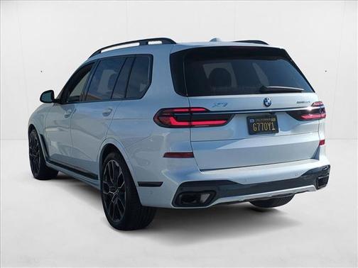 2023 BMW X7 xDrive40i