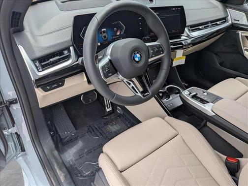 2025 BMW X2 xDrive28i