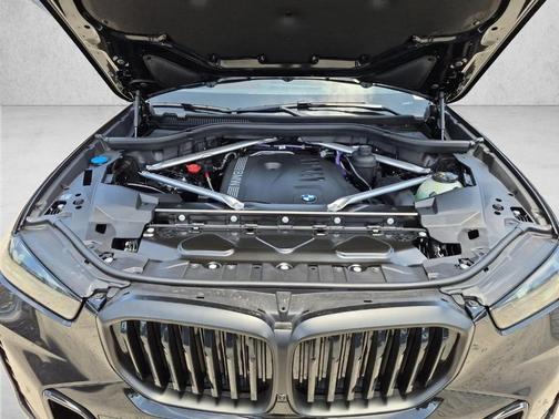 Black Sapphire Metallic 2026 BMW X5 xDrive40i