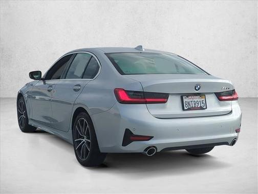 2020 BMW 330 i