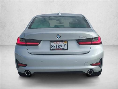 2020 BMW 330 i