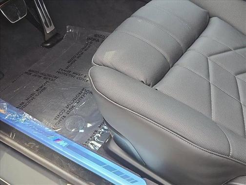 2025 BMW 760 760i xDrive