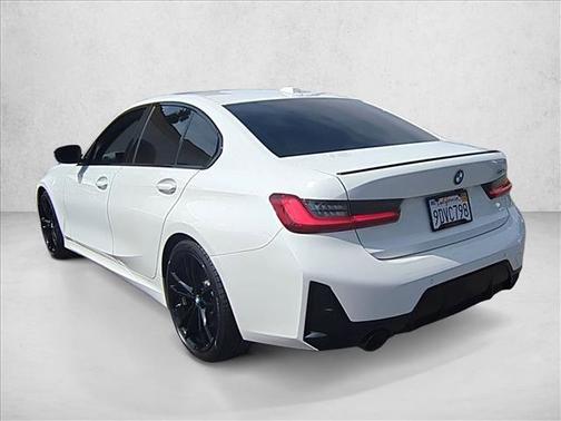 2023 BMW 330 i