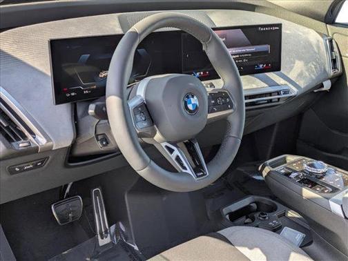 2026 BMW iX xDrive60