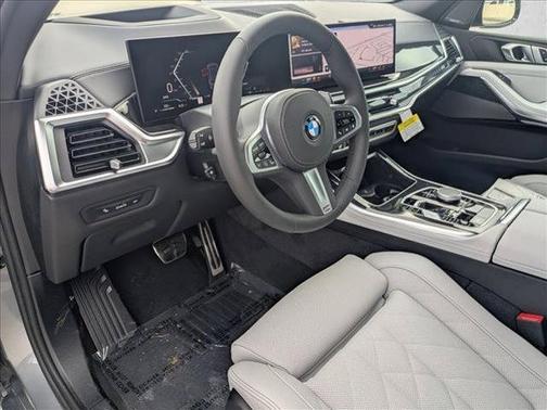 Gray Metallic 2026 BMW X5 xDrive40i