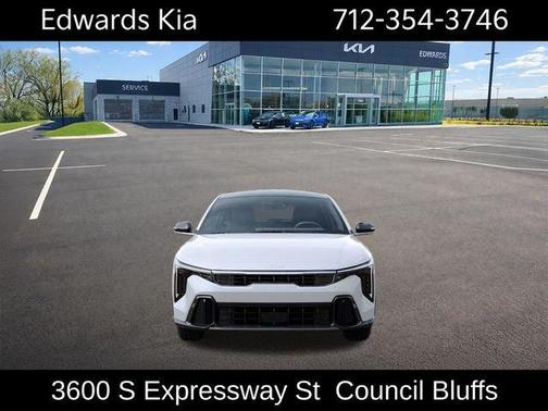 Snow White 2026 Kia K4 GT-LINE