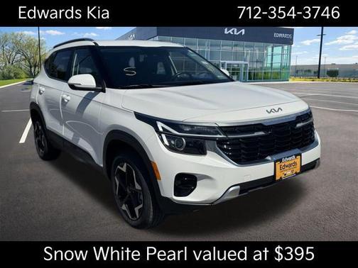 Snow White Pearl 2025 Kia Seltos EX