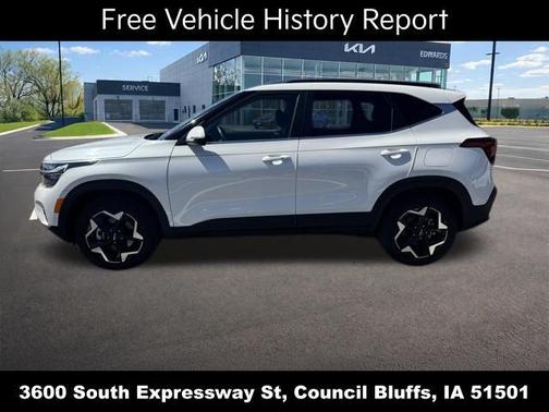 Snow White Pearl 2025 Kia Seltos EX