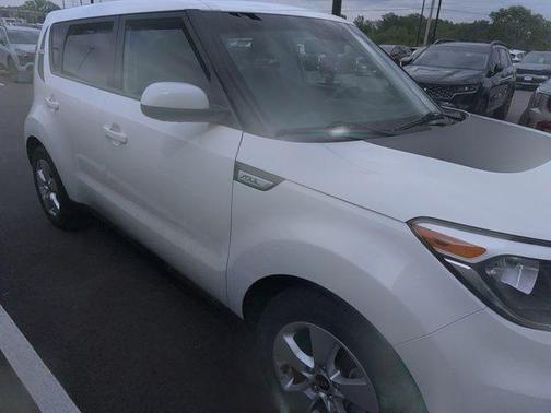 Clear White 2019 Kia Soul Base