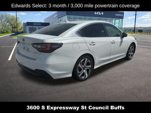 Crystal White Pearl 2022 Subaru Legacy Limited