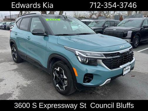 Pluton Blue/Black Roof 2026 Kia Seltos S