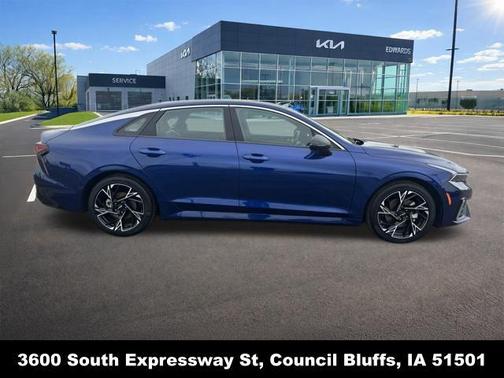 Yacht Blue 2025 Kia K5 GT-Line