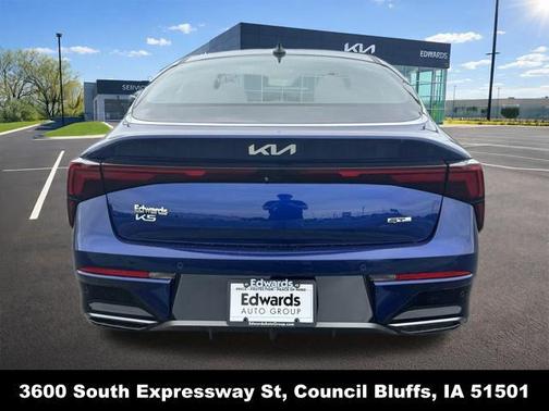 Yacht Blue 2025 Kia K5 GT-Line