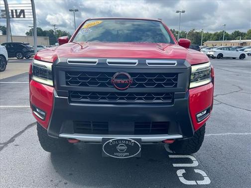 Red Alert 2025 Nissan Frontier PRO-4X