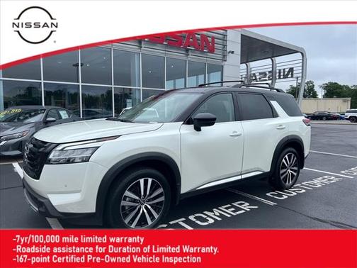 2024 Nissan Pathfinder Platinum