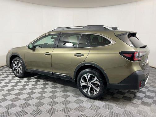 2022 Subaru Outback Touring