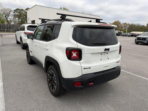 2023 Jeep Renegade Trailhawk