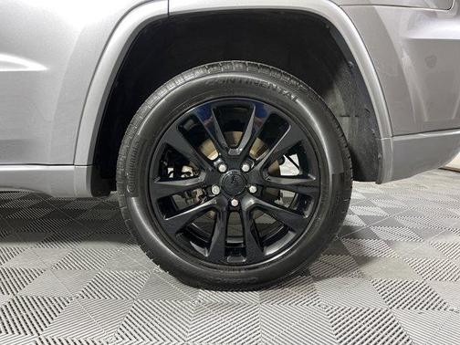 2017 Jeep Grand Cherokee Altitude