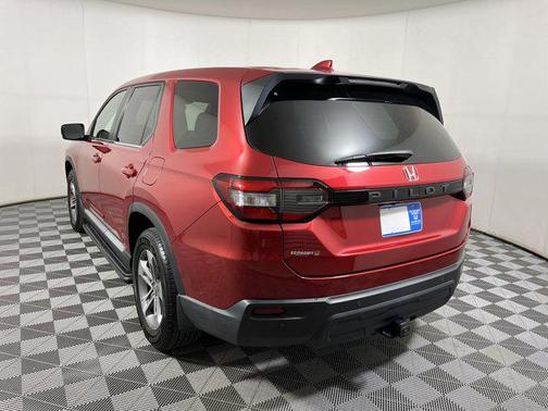 2023 Honda Pilot 2WD EX-L 8 Passenger