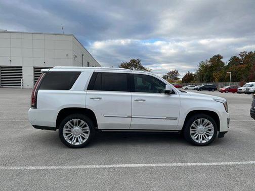 2019 Cadillac Escalade Platinum