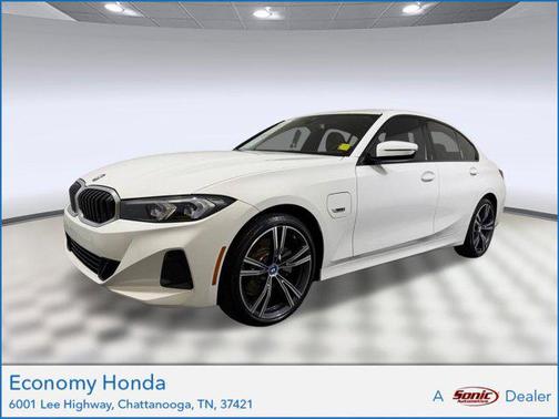 Alpine White 2023 BMW 330e 330e