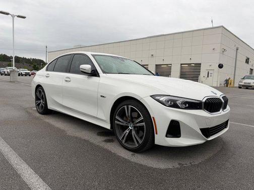 Alpine White 2023 BMW 330e 330e