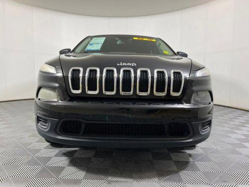 2017 Jeep Cherokee Sport