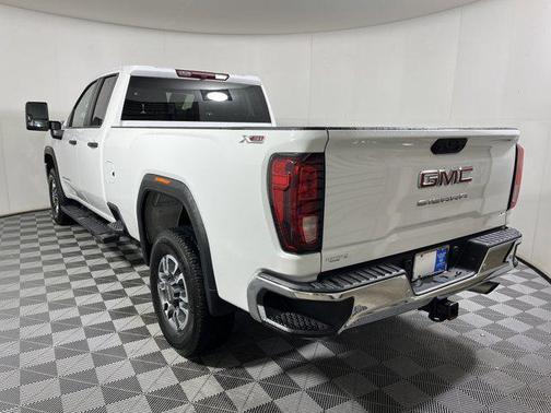2022 GMC Sierra 2500 Base