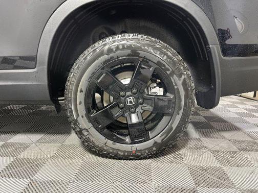 2025 Honda Ridgeline Black