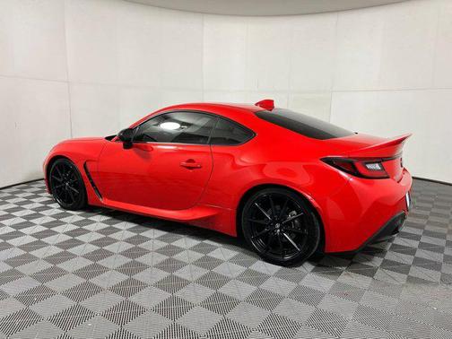 2024 Toyota GR86 Premium