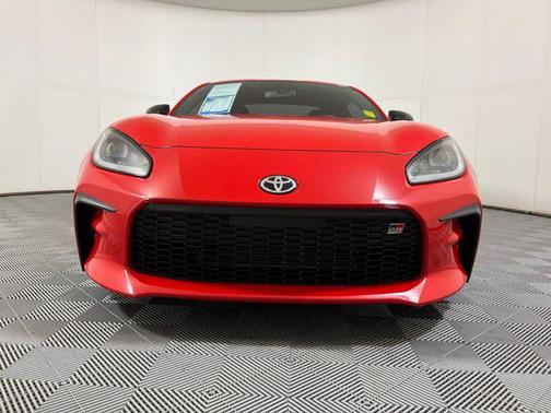 2024 Toyota GR86 Premium