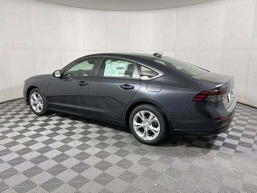 2025 Honda Accord LX 1.5T