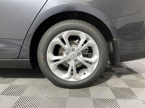 2025 Honda Accord LX 1.5T