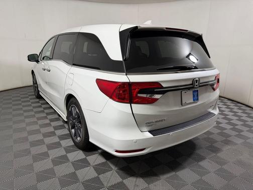 Platinum White Pearl 2022 Honda Odyssey Elite