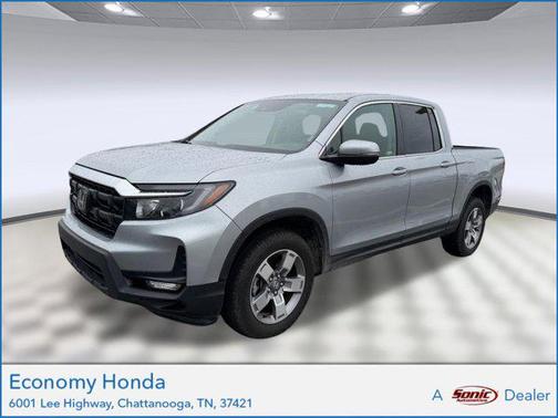 Crystal Black Pearl 2025 Honda Ridgeline RTL