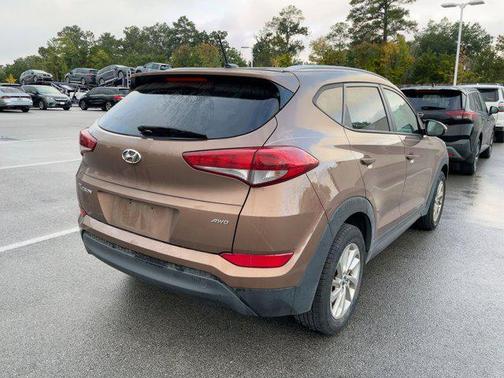 2016 Hyundai TUCSON SE