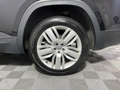 2020 Volkswagen Atlas 3.6L SE w/Technology