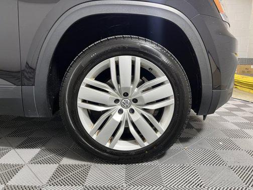 2020 Volkswagen Atlas 3.6L SE w/Technology