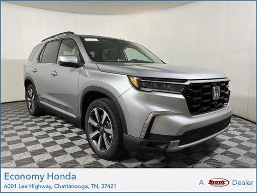 2025 Honda Pilot Touring 8-Passenger