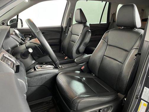 2021 Honda Pilot Touring 8-Passenger