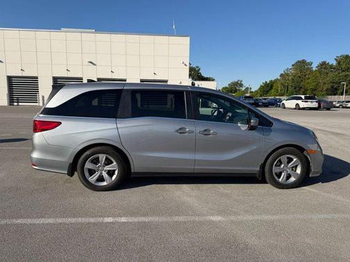 Lunar Silver Metallic 2020 Honda Odyssey EX-L