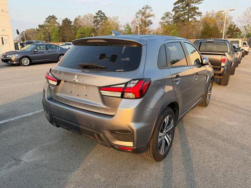 2025 Mitsubishi Outlander Sport SE