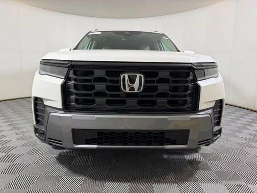 Platinum White Pearl 2026 Honda Pilot EX-L