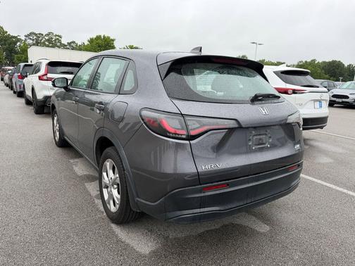 Modern Steel Metallic 2023 Honda HR-V LX