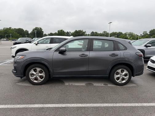 Modern Steel Metallic 2023 Honda HR-V LX