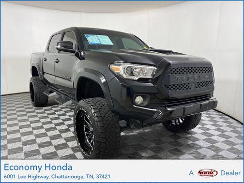 2021 Toyota Tacoma TRD Sport