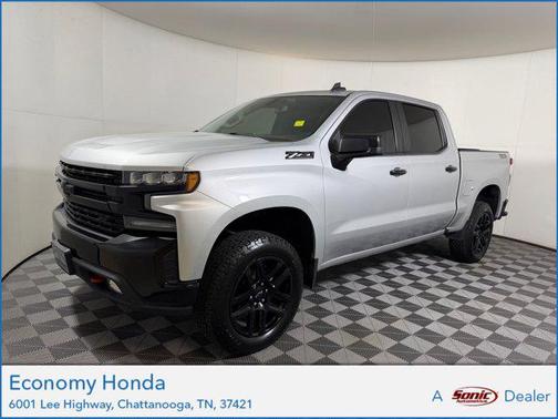 Silver Ice Metallic 2021 Chevrolet Silverado 1500 LT Trail Boss