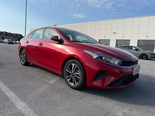 Currant Red 2024 Kia Forte LXS